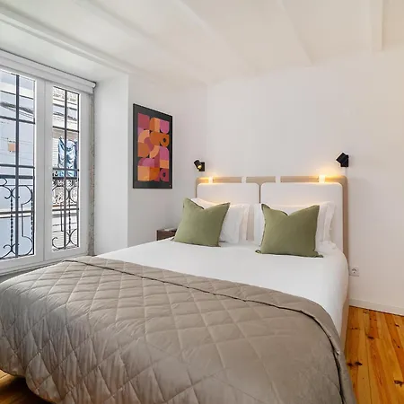 Atlantico Portugal - Live Like A Local In The Heart Of *